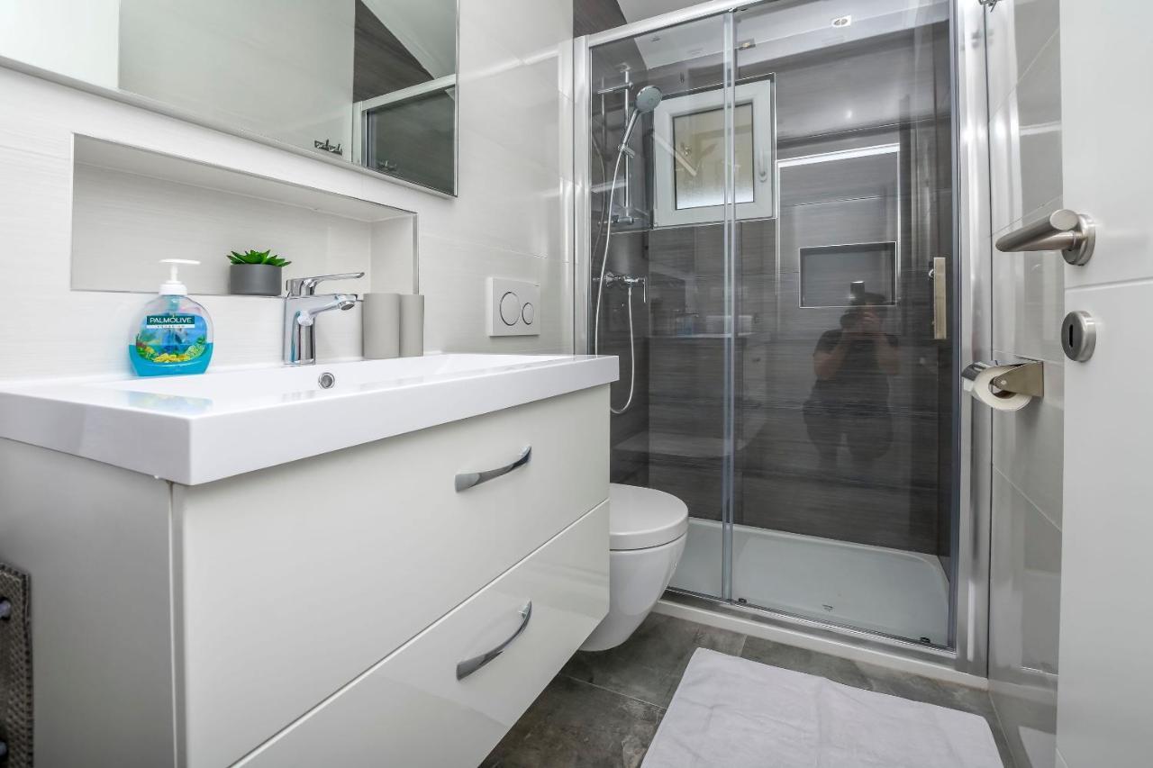 Apartments Sime 罗戈兹尼察 外观 照片